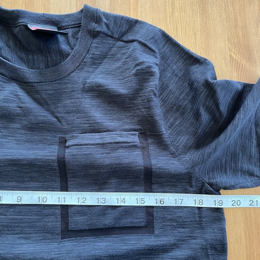 NIKE T-shirt Men's Small Tech Knit Pocket Short Sleeve Black 729397 010 - Picture 16 of 16